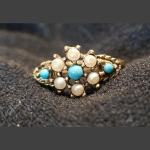 Vintage - Avon 1973 Gold-tone Faux Pearl & Turquoise Ring